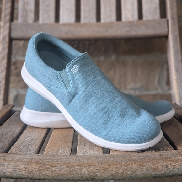 Merinos Aqua Blue Australian Wool Slip On Sneakers Size 11 - Picture 2 of 9